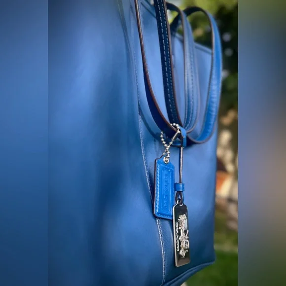 Coach Blue Leather Tote Bag With Original Hang Tags - Picture 13 of 14